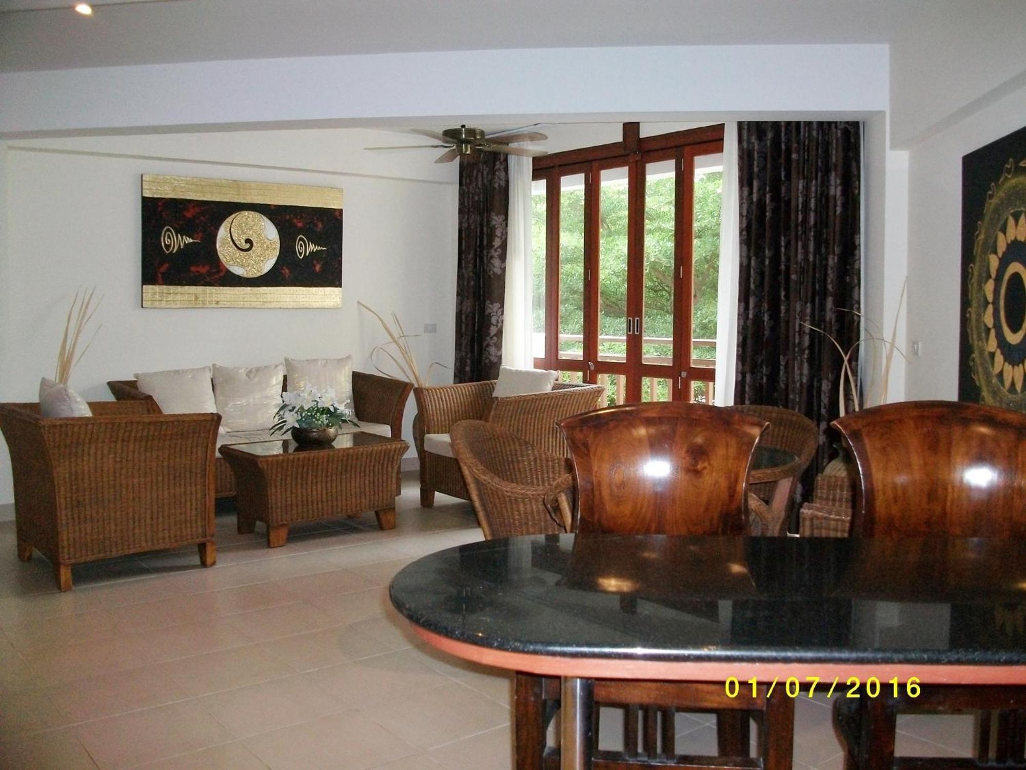 The Oriental Tropical Beach At Vip Resort Ban Phe Exterior foto