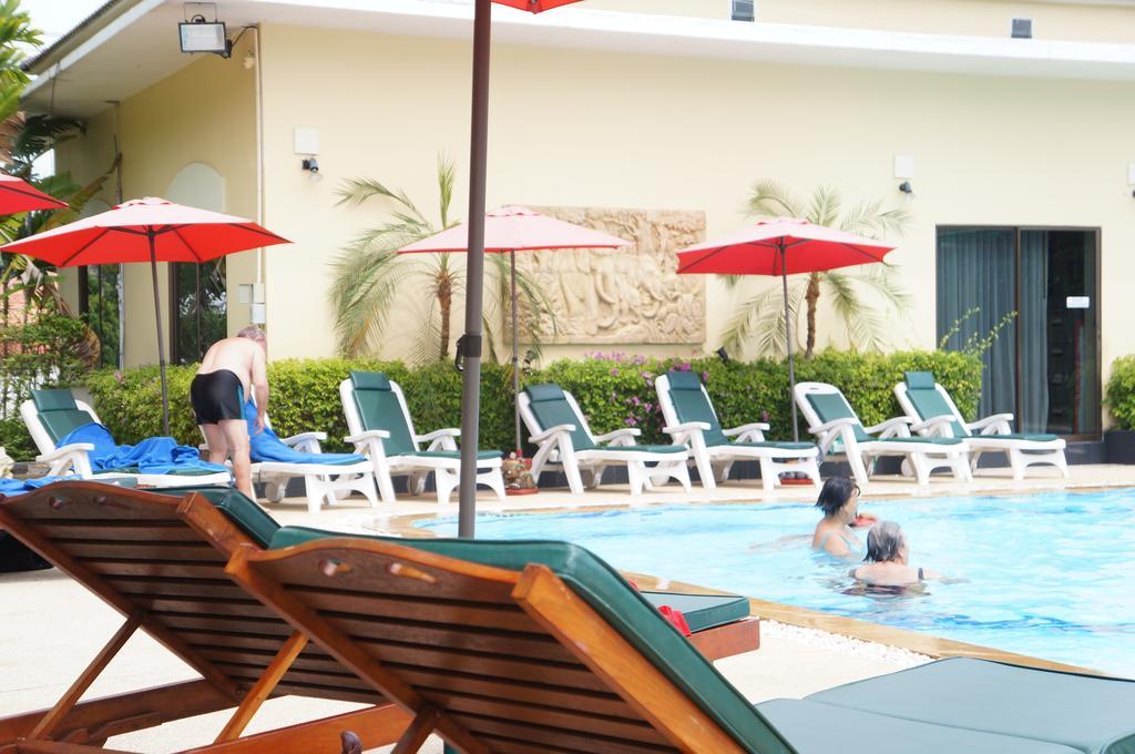 The Oriental Tropical Beach At Vip Resort Ban Phe Exterior foto